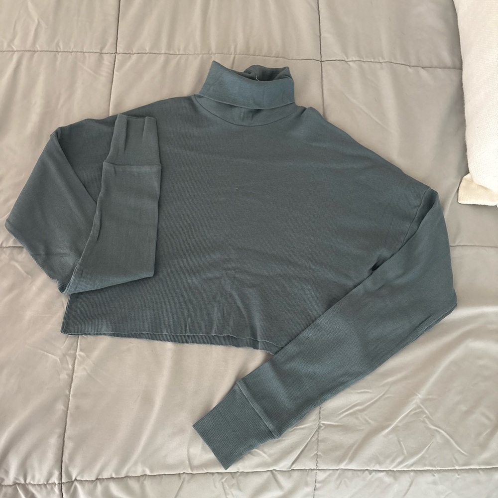 Sky and Sparrow Slate Blue Turtleneck Sweater